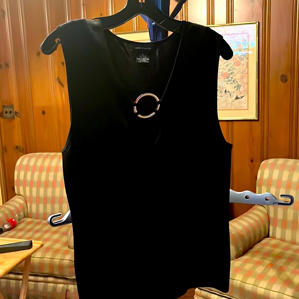Cable & Gauge black sleeveless sweater XL